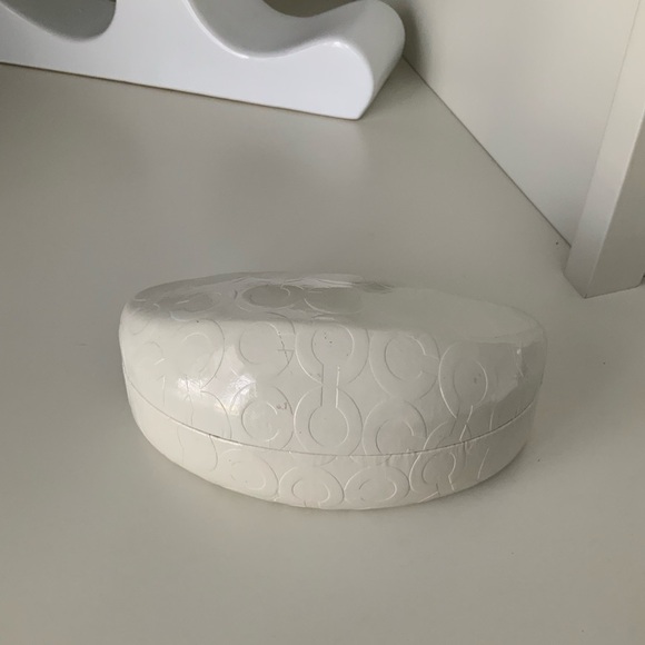 COACH Hardshell White Monogram CC Sunglasses Eyeglasses Protective Case - Picture 5 of 14